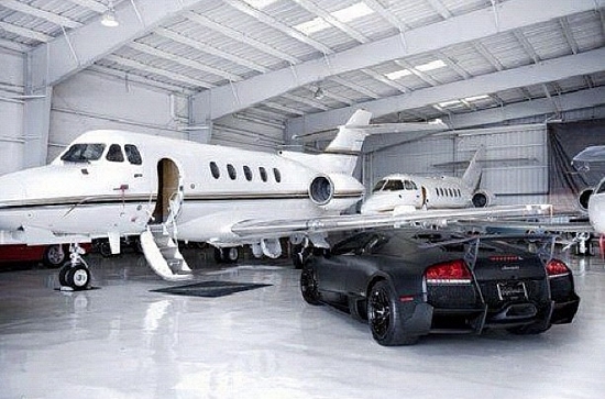 Like-Shock-Mansion-On-Facebook-432.jpg