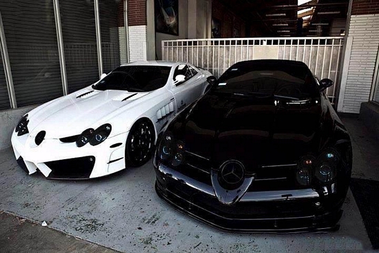 Like-Shock-Mansion-On-Facebook-252.jpg